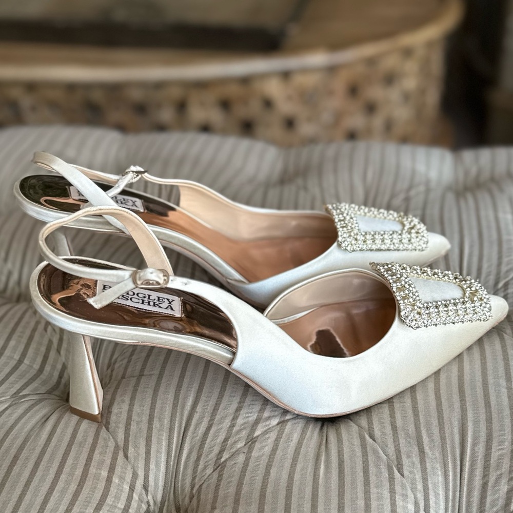 Badgley Mischka Ivory Satin Slingback Pumps with Crystal Buckle - Picture 6 of 12